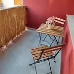Castle Corner شقة