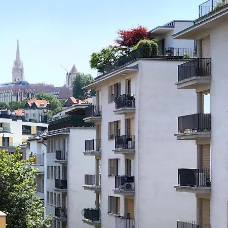 Castle Corner Appartement *